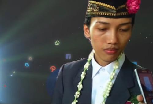 Zulfikar Zulfikar saat menjadi pengantin. (Foto: YouTube)