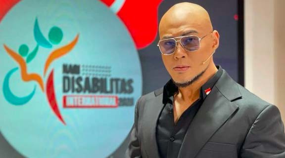 11 Deddy Corbuzier Deddy Corbuzier sempat pamit dari medsos karena sakit. (Foto: Instagram)