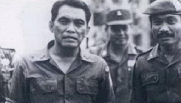 LB Moerdani Kisah menarik Jenderal TNI (Purn) Leonardus Benyamin Moerdani atau LB Moerdani nyaris tertembak pasukan elite Inggris. (Foto ist)..
