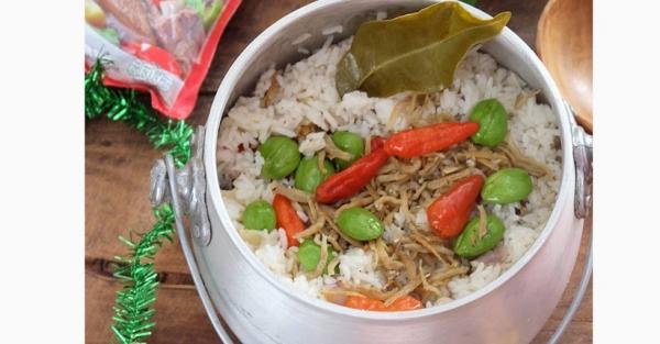 Ilustrasi Makanan Khas Batak Halal, Ikan Teri Medan Ilustrasi Makanan Khas Batak Halal, Ikan Teri Medan