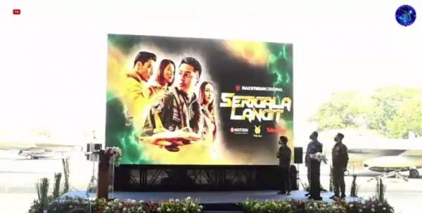 Poster Serigala Langit yang filmnya akan beredar (Foto: Puspen TNI AU)