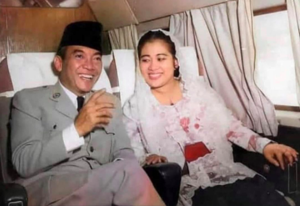 Screen Shot 2021 08 19 At 06 46 18 Fatmawati dan Presiden Soekarno dikenals sebagai pasangan fenomenal. (Foto: Instagram)