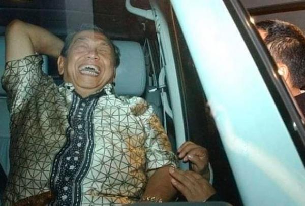 22- Humor Gus Dur Presiden ke-4 RI KH Abdurrahman Wahid atau Gus Dur memiliki selera humor tinggi. (Foto: Instagram/ulama.nusantara)