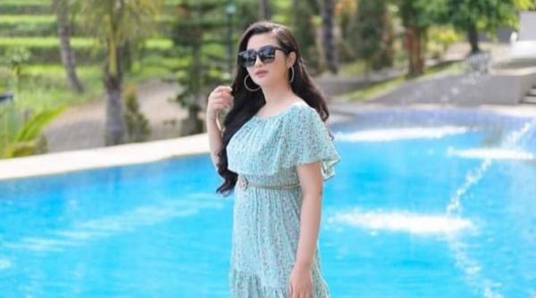 02 Fitri Karlina