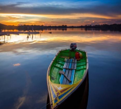 Danau Sentarum merupakan salah satu wisata alam di Kalimantan Barat. (Foto: Instagram)