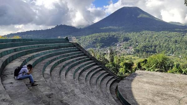 Tempat wisata Tomohon Amphitheater Woloan Tempat wisata Tomohon Amphitheater Woloan. (Foto: Instagram/andrejosephsilibala).