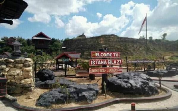 Istana Gunung Mas 27 (Foto: Facebook/Lamongan Jalan-jalan)