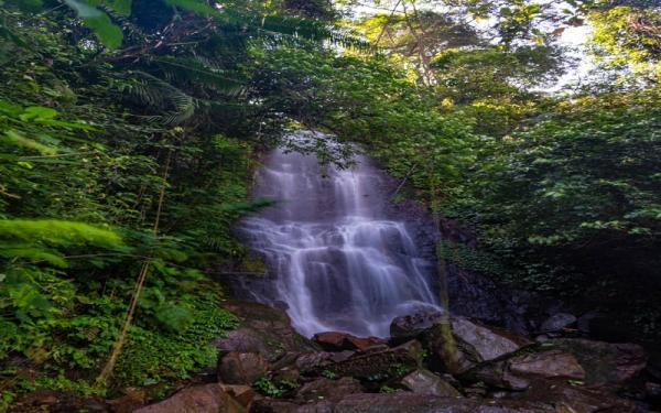 Curug Cilember Curug Cilember (Foto: Instagram/Curug Cilember)