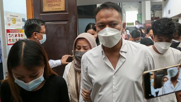 Vicky Prasetyo masih mau menantang Deddy Corbuzier. (Foto: IG)