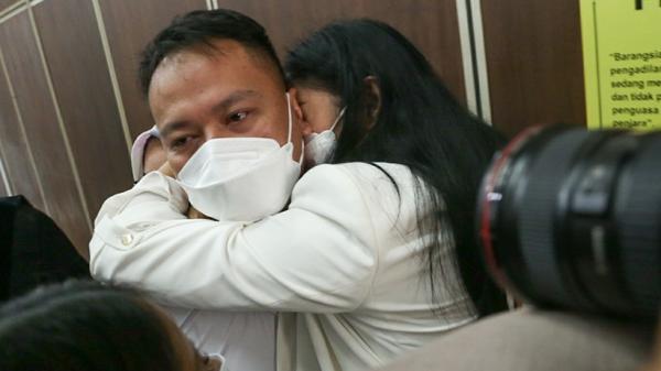 Tak Ada Telepon atau WhatsApp, Vicky Prasetyo Disebut Abai pada Anak Baru Lahir