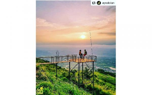 Bukit Alesano Bukit Alesano (Foto: Instagram/Ayodolan)