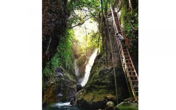 Curug Kiara Gunung Menir Curug Kiara Gunung Menir (Foto: Instagram/@deiiah_yulianti)
