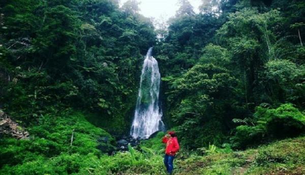 Kapal tol laut saat berada di pelSalah satu tempat eksotis di Garut selatan yakni Curug Cisarua Cilawu. (Foto: garutselatan.info)abuhan Tahuna. (Foto: Antara)&nbsp;
