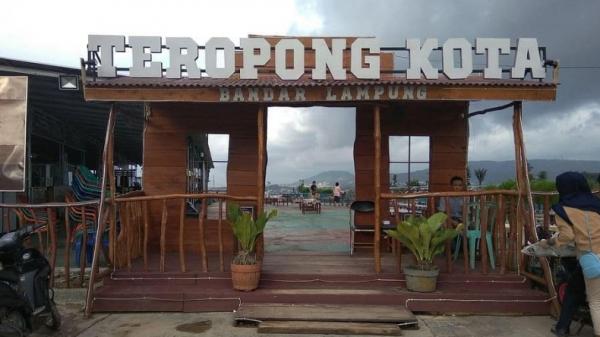 Tempat wisata di Lampung yang lagi hits, Teropong Kota Bukit Sindy (Instagram)