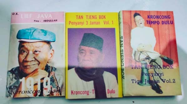 Tan Tjeng Bok aktor terkaya era 1940-an pernah hidup hura-hura menikahi 100 perempuan. 