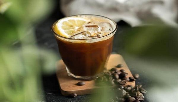 Lacamera Coffee Beragam varian kopi ditawarkan di Lacamera Coffe, yang membuat pengunjung akan selalu ketagihan. (Foto: Instagram/@lacameracoffe)