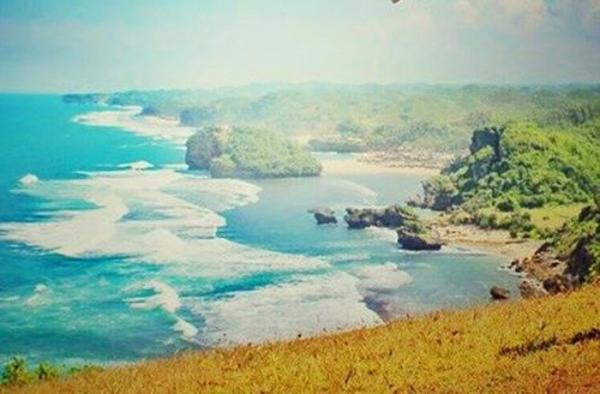 Keindahan Puncak Kosakora (Foto : Instagram)