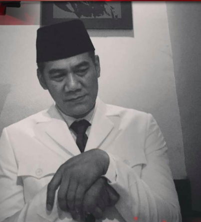 Screen Shot 2021 09 29 At 17 02 24 Para aktor Indonesia ini pernah diberikan kesempatan memerankan tokoh Presiden Soeharto. (Foto: Instagram)