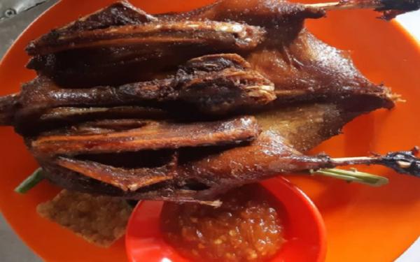 R umah Makan Swarga Menu Makanan di Rumah Makan Swarga (Foto: Instagram/Rumah Makan Swarga)