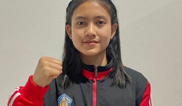 Desak Made Rita Desak Made Rita meraih medali emas panjat tebing nomor kecepatan di PON Papua 2021. (Foto: Ist)