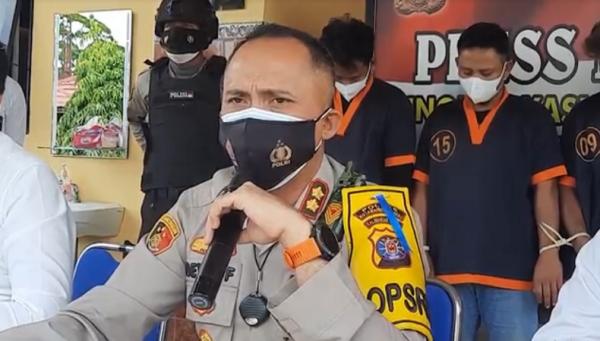 Kapolres Kotawaringin Barat Kapolres Kotawaringin Barat AKBP Devy Firmansyah. (Foto: iNews/Sigit Dzakwan)