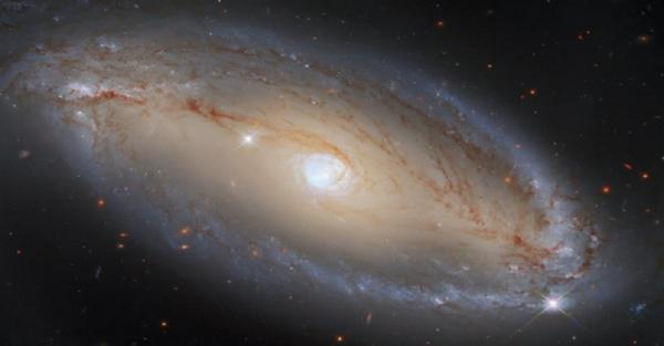 Hubble Galaksi