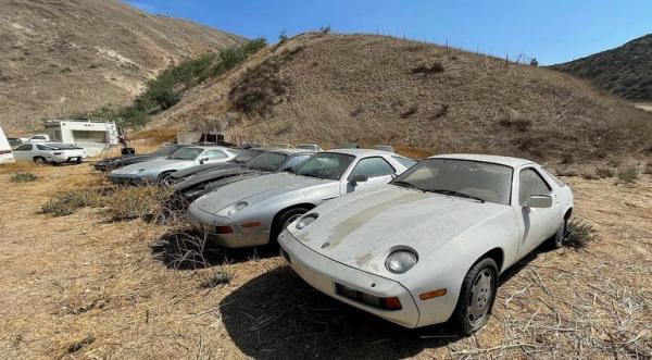 Porsche 928