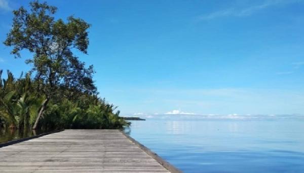 Pantai Tanjung Bawang (Foto: Instagram @mumuhnurmatin)