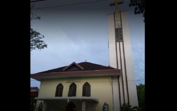 Tempat Ibadah di Banjarmasin Gereja Katedral Tempat Ibadah di Banjarmasin, Gereja Katedral Banjarmasin (Foto: Dok Pribadi Pablo F)