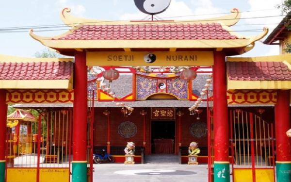 Tempat Ibadah di Banjarmasin Kelenteng Suci Nurani Tempat Ibadah di Banjarmasin, Kelenteng Suci Nurani (Foto: Dok Kelenteng Suci Nurani)