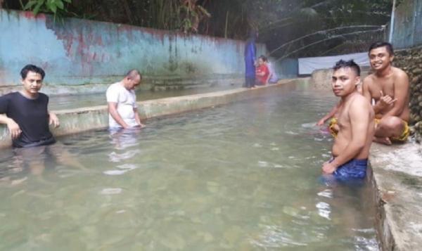 Pemandian Air Panas Hatuasa Pemandian Air Panas Hatuasa. (Foto: @endra_ksuma)