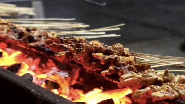 SATE ANE-ANE Sate Ane-ane, sate asin yang terkenal di Bandung. (FOTO: ISTIMEWA)