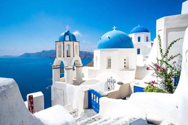 Meskipun memiliki wisata pantai yang menarik, Santorini di Yunani memiliki beberapa tempat wisata unik, seperti kota kuno, Akrotiri.