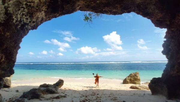 Pantai Gunung Payung Pantai Gunung Payung, Bali. (Foto: Instagram @malina_majewska)