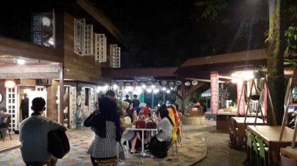 Tempat ngopi di Sumatera Utara salah satunya Cafe Rumah Pohon. (Foto: ist)