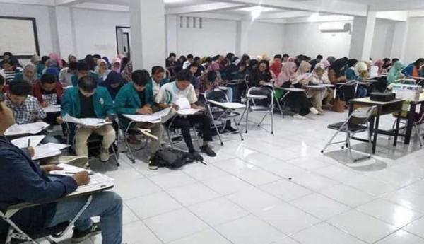 STIE Pertiwi Kampus di Karawang ini merupakan anak cabang dari BBC Internasional di Tanah Abang Jakarta. (Foto: Instagram/@stiepertiwi_karawang)