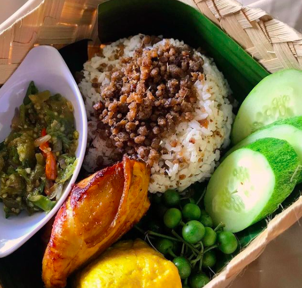 Tempat makan di Tasikmalaya yang legendaris. (foto: Instagram)