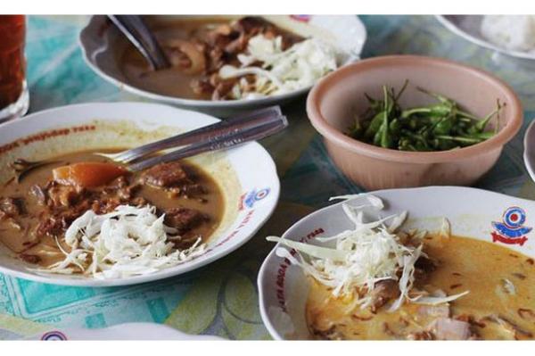 Tongseng Sudimoro Warung Tongseng Sudi Moro berada di Jalan Sudirman No 59 B, Bantul. Menu andalannya adalah tingseng ayam dan gulai ayam. (Foto : Ist)