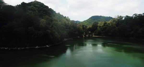 Danau Kastoba di Pulau Bawean. (Foto: @gresiktourism via Disparbud Kabupaten Gresik)