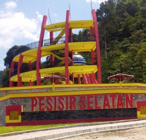 Rest area di Tugu Perbatasan Padang. (Foto: Istimewa)