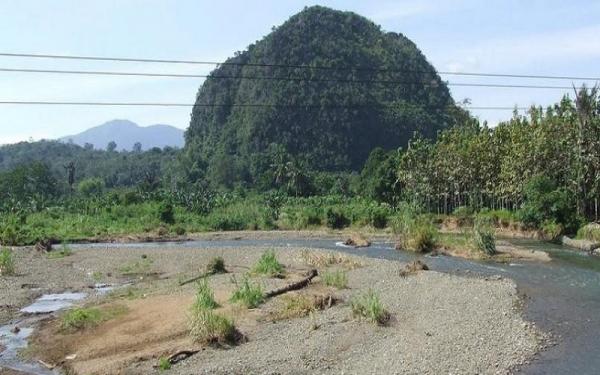 Tempat Wisata di Balangan, Gunung Hantanung (Foto: Dok Pemkab Tala)