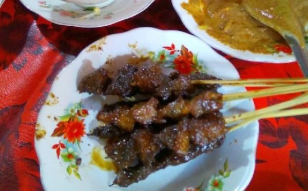sate kerbau menara kudus 7 tempat makan di Kudus salah satunya Sate Kerbau Menara. (Foto: Instagram @graha2win)