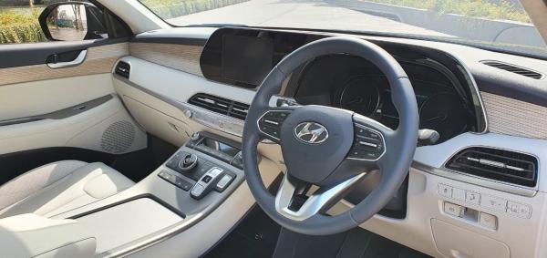 Hyundai Palaside 1