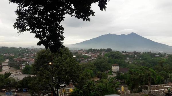 Harta Karun Belanda di Gunung Salak Harta karun Belanda di Gunung Salak menjadi salah satu yang pernah paling diburu. (Foto: Istimewa)
