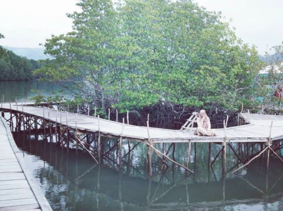 Hutan Mangrove Purworejo salah satu tempat wisata asyik di Lampung Timur. (Foto: Instagram)