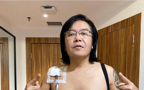 Ari Lasso saat jalani operasi.