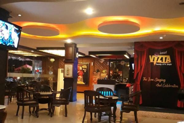 Inul Vista Tempat karaoke ini nyaman untuk dikunjungi bersama keluarga atau rombongan. (Foto : inulviztajogja)