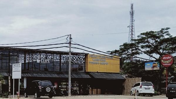 Tempat oleh-oleh di Bandarlampung Tempat oleh-oleh di Bandarlampung. (Foto: Istimewa).
