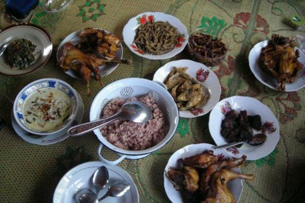 Lesehan Pari Gogo Lesehan Pari Gogo berada di Munggi, Semanu, Gunungkidul. (Foto : Ist)