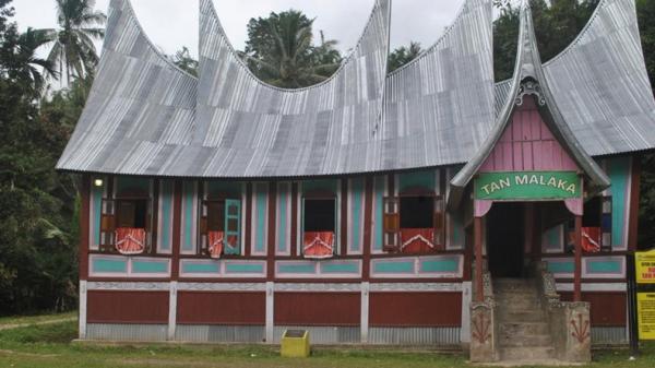 Rumah Gadang Tan Malaka Rumah Adat di Kabupaten 50 Kota Sumatera Barat, Rumah Gadang Tan Malaka (Nur Ain/MNC Portal)